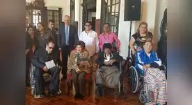 Gran homenaje a grandes artistas