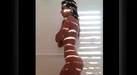 Bella modelo encendió las redes sociales con impactante desnudo