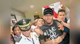 La Foquita fue ovacionada durante su partida de Lima a Rusia