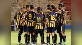 Esta escena de celebración del Sport Rosario se repitió cuatro veces. Foto: Facebook Rosario