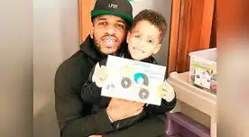El hijo menor de Jefferson Farfán sorprende con su emoción al recibir el álbum Panini 