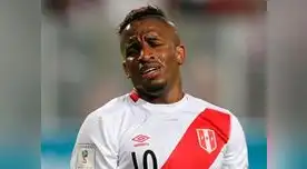 Jefferson Farfán abandonó entrenamiento