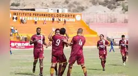 Festejo por el gol marcado de Flores. FOTO: LIBERO