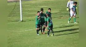 Diego Escuza anotó tres goles en la victoria del Sportivo Huracán. FOTO: César Condori