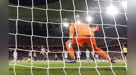 Aduriz y su maravillosa ejecución Aduriz y su maravillosa ejecución