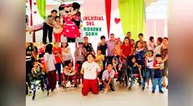 Los niños se divirtieron con show realizado por la PNP