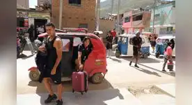 A bordo de mototaxis jugadores de Alianza Universidad llegaron al estadio A bordo de mototaxis jugadores de Alianza Universidad llegaron al estadio