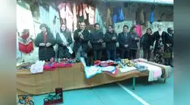 La reina compartió con las chicas del centro de reclusión y autoridades.