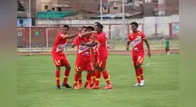 Festejo por el tanto de 'Conan' Rojas del Huancayo. FOTO: Gastón Tovar