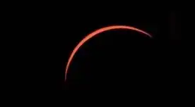 Llegó la oscuridad con el eclipse solar total