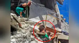 La menor de 5 años estaba herida de gravedad, pero nunca soltó a su hermana hasta ser rescatadas