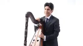 Sin duda es el artista del momento en el folclore peruano Sin duda es el artista del momento en el folclore peruano