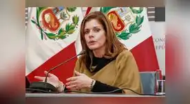 Mercedes Aráoz asume presidencia interina del Perú, tras aprobación de vacancia presidencial en Congreso