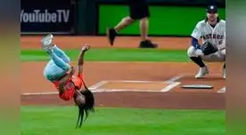 Simone Biles realizó el primer lanzamiento de la Serie Mundial entre Astros de Houston y Nacionales 