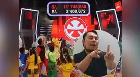 Moisés Piscoya se contagió del entusiasmo durante una coreografía en Teletón 2019 Moisés Piscoya se contagió del entusiasmo durante una coreografía en Teletón 2019