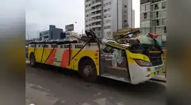 El vehículo quedó partido a la mitad El vehículo quedó partido a la mitad