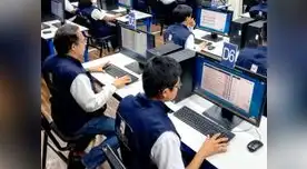 Personal de la ONPE realiza el conteo por las elecciones 2020 Personal de la ONPE realiza el conteo por las elecciones 2020