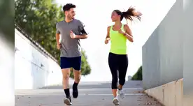 Atletas recorrieron en su azotea los 42 kilómetros.