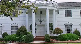 Mansión de la familia Banks, The Fresh Prince of Bel-Air. Mansión de la familia Banks, The Fresh Prince of Bel-Air.