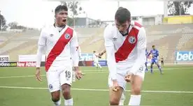 Festejo de Matías Succar por el gol anotado al Binacional.
