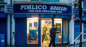 La oficial intentaba detener a dos hombres, armados con cuchillos, mientras realizaban una redada en una tienda de Westminster.