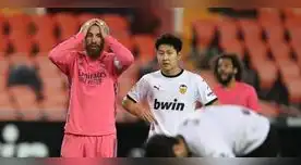 Valencia con tres goles de penal de Soler ganó 4-1 al Real Madrid. Sergio Ramos cometió un penal.