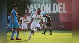 Collazos delantero  Atlético Grau celebra su gol ante Binacional.