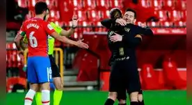 Con dobletes de Griezmann y Messi  Barcelona golea 4-0 a Granada.