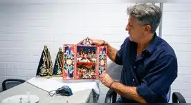 Técnico del Gremio recibió presente de  la dirigencia de Ayacucho FC.