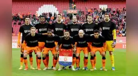 Holanda festeja por la victoria y porque 5000 mil  hinchas pudieron entrar a la tribuna.