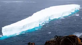 El iceberg A-76 es ahora la pieza de hielo más grande registrada en todo el mundo.