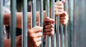 Dictan prisión contra una banda de robacasas que se enfrentaron con la policía en Punta Hermosa Dictan prisión contra una banda de robacasas que se enfrentaron con la policía en Punta Hermosa