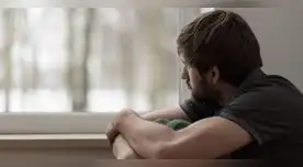 La depresión es uno de los trastornos que suelen tener las personas en contextos como el de la pandemia de la COVID-19.