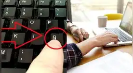 Estas combinaciones te facilitará cuando redactes en tu latop.