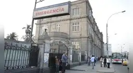 La mujer sufrió una fuerte infección luego de someterse al procedimiento estético. Ella permanece internada en el hospital Arzobispo Loayza. La mujer sufrió una fuerte infección luego de someterse al procedimiento estético. Ella permanece internada en el hospital Arzobispo Loayza.