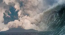 Puerto Ayora, en Ecuador, está bajo advertencia.