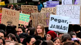 La mujer aprovechó que su pareja dormía y lo atacó. La mujer aprovechó que su pareja dormía y lo atacó.