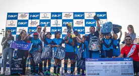 El fútbol femenino cada vez crece en el Perú.