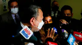 Mariano Gonzáles no dudó en hacerle el pare al reportero de PBO Digital.