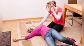 Es un nuevo síntoma del COVID-19 el cual implica que una persona sufra de baja presión conllevando a un desmayo. Es un nuevo síntoma del COVID-19 el cual implica que una persona sufra de baja presión conllevando a un desmayo.