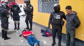 Presuntos raqueteros son detenidos por la PNP.
