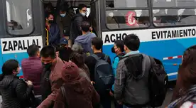 Ciudadanos deben mantener el distanciamiento social en los paraderos y lugares cerrados.