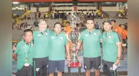 Espera Estudiantil CNI llevarse el trofeo de campeón de la Copa Perú . Espera Estudiantil CNI llevarse el trofeo de campeón de la Copa Perú .
