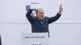 Rafael López Aliaga habría cometido el delito de publicidad ilegal Rafael López Aliaga habría cometido el delito de publicidad ilegal