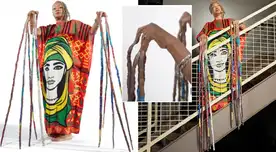 Diana Armstrong muestra sus uñas gigantes. Diana Armstrong muestra sus uñas gigantes.