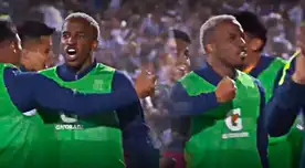 ¡A voz en cuello! Jefferson Farfán celebró el gol de Alianza Lima desde la banca de suplentes [VIDEO]