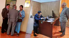 Betssy Chávez se reúne con Aníbal Torres en la Dinoes.