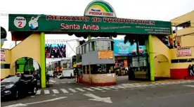 Este establecimiento se inició en el año 1983, con menos de 10 ambulantes, quienes vendían al menudeo.