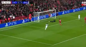 Karim Benzema pone el 4-2 para el Real Madrid y aumenta el marcador