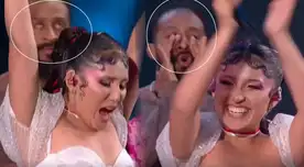 Milena Warthon es 'abucheada' por cantante colombiano Fredy Harel, integrante del grupo Bazurto All Stars.